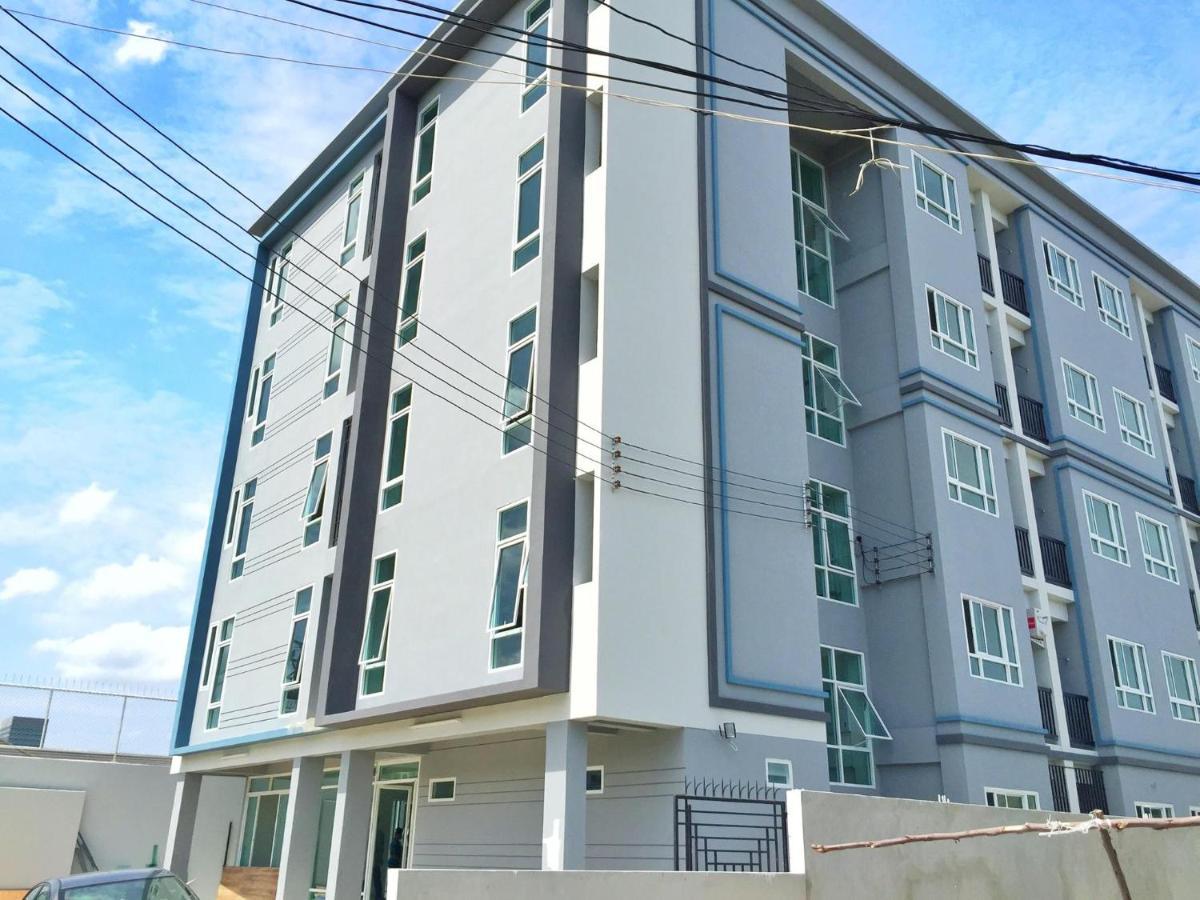 Nw Apartment Lasalle 59 Bangkok Esterno foto