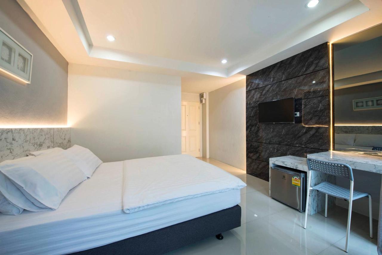 Nw Apartment Lasalle 59 Bangkok Esterno foto