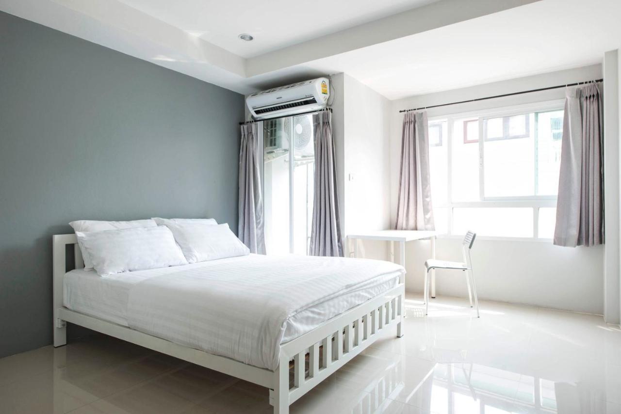 Nw Apartment Lasalle 59 Bangkok Esterno foto