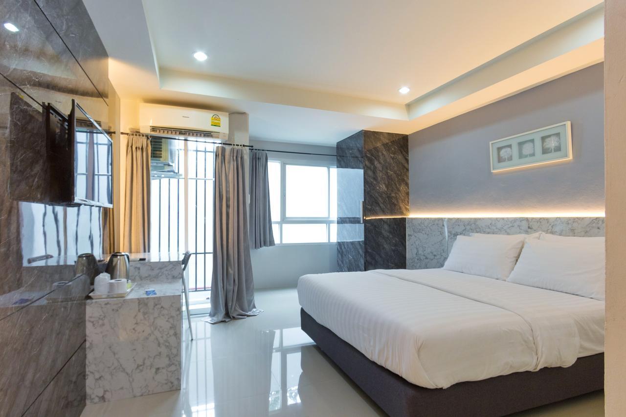 Nw Apartment Lasalle 59 Bangkok Esterno foto